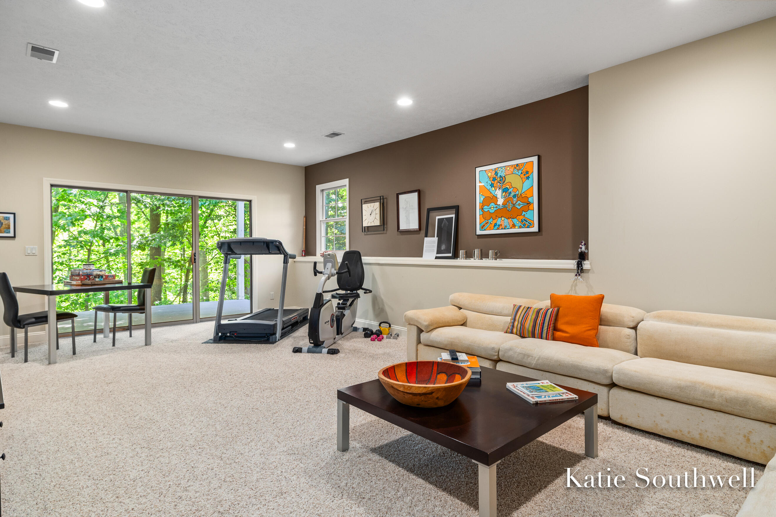 588 Enclave Court SE Grand Rapids MI 49546