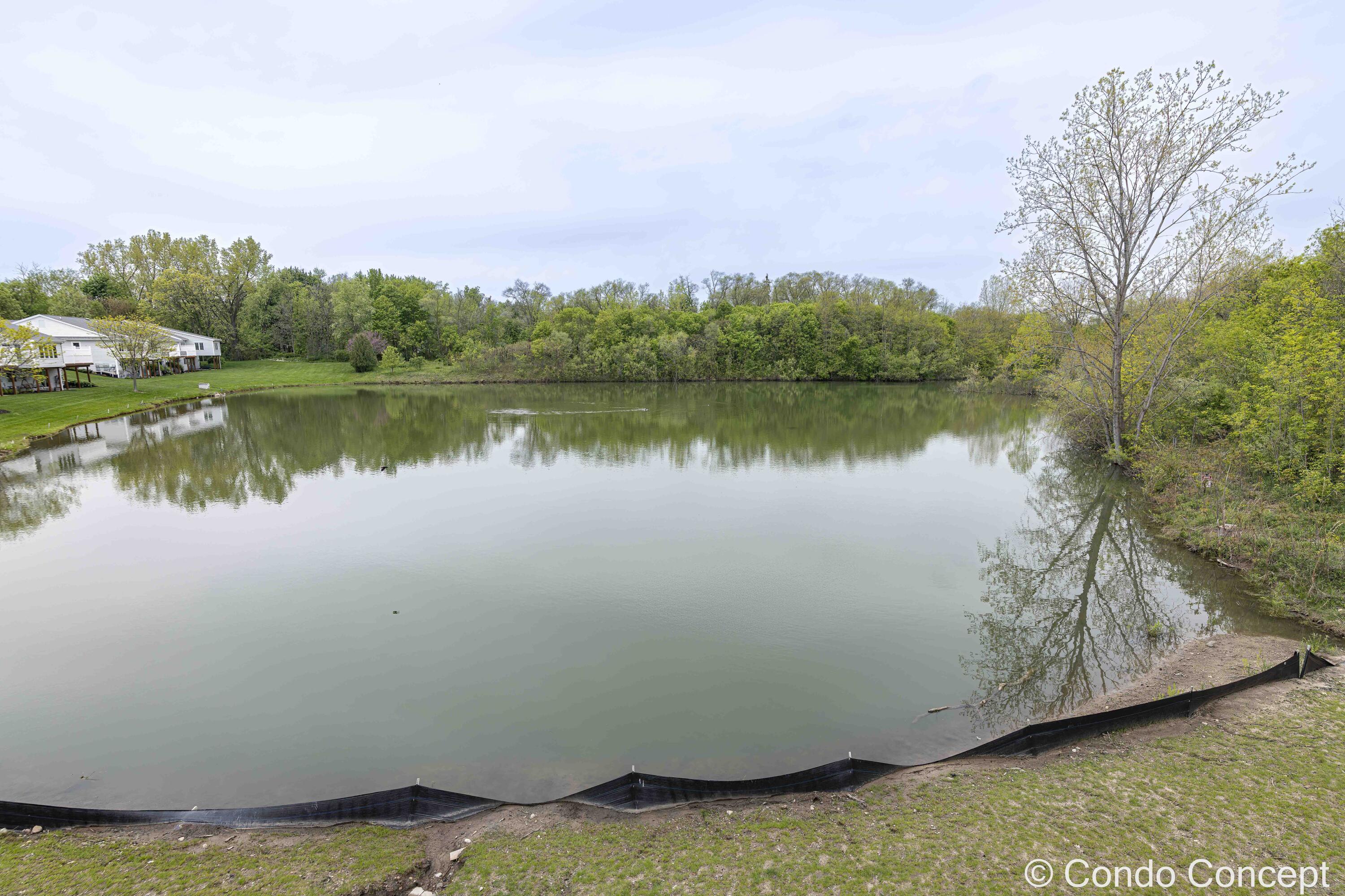 6623 Shoreside Court SE Grand Rapids MI 49548