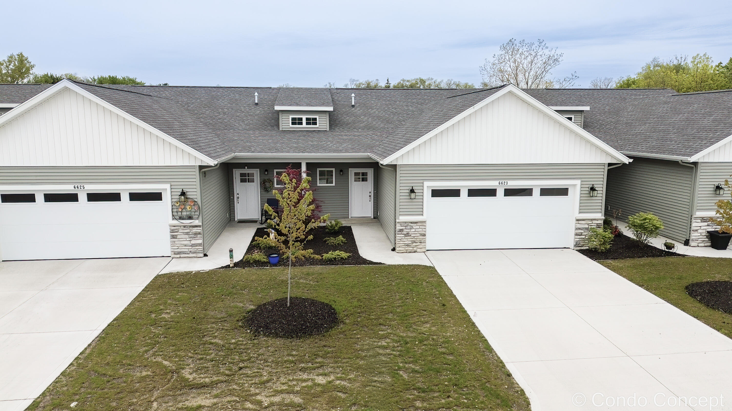 6623 Shoreside Court SE Grand Rapids MI 49548