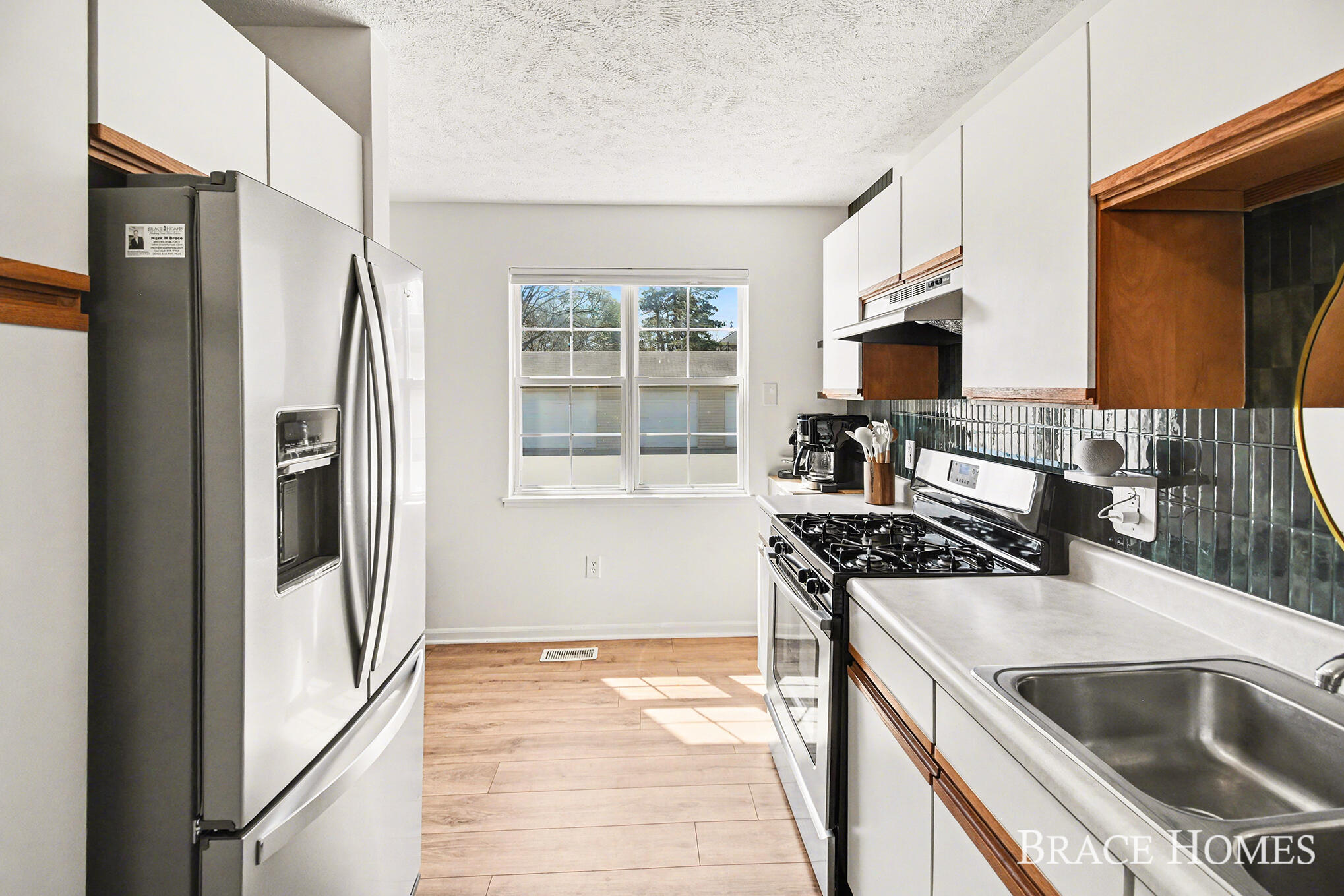 956 Ada Place Drive SE Grand Rapids MI 49546