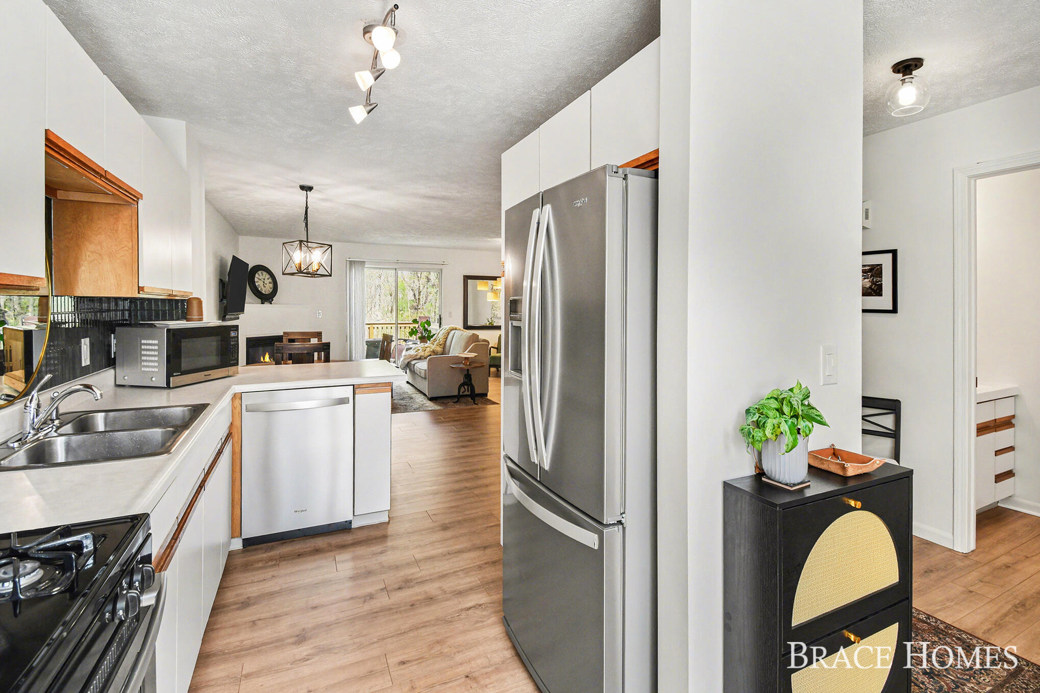 956 Ada Place Drive SE Grand Rapids MI 49546