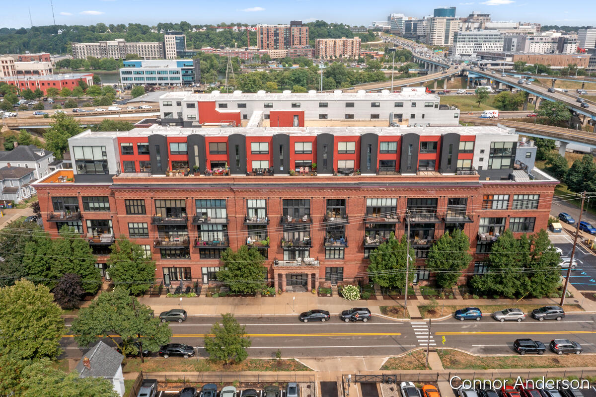 600 Broadway Avenue NW Grand Rapids MI 49504