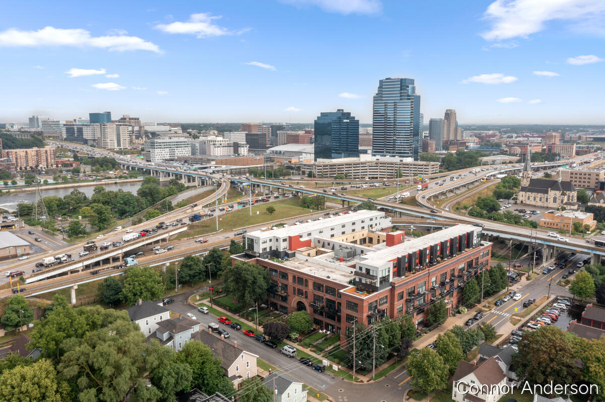 600 Broadway Avenue NW Grand Rapids MI 49504