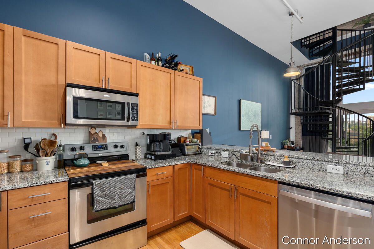 600 Broadway Avenue NW Grand Rapids MI 49504