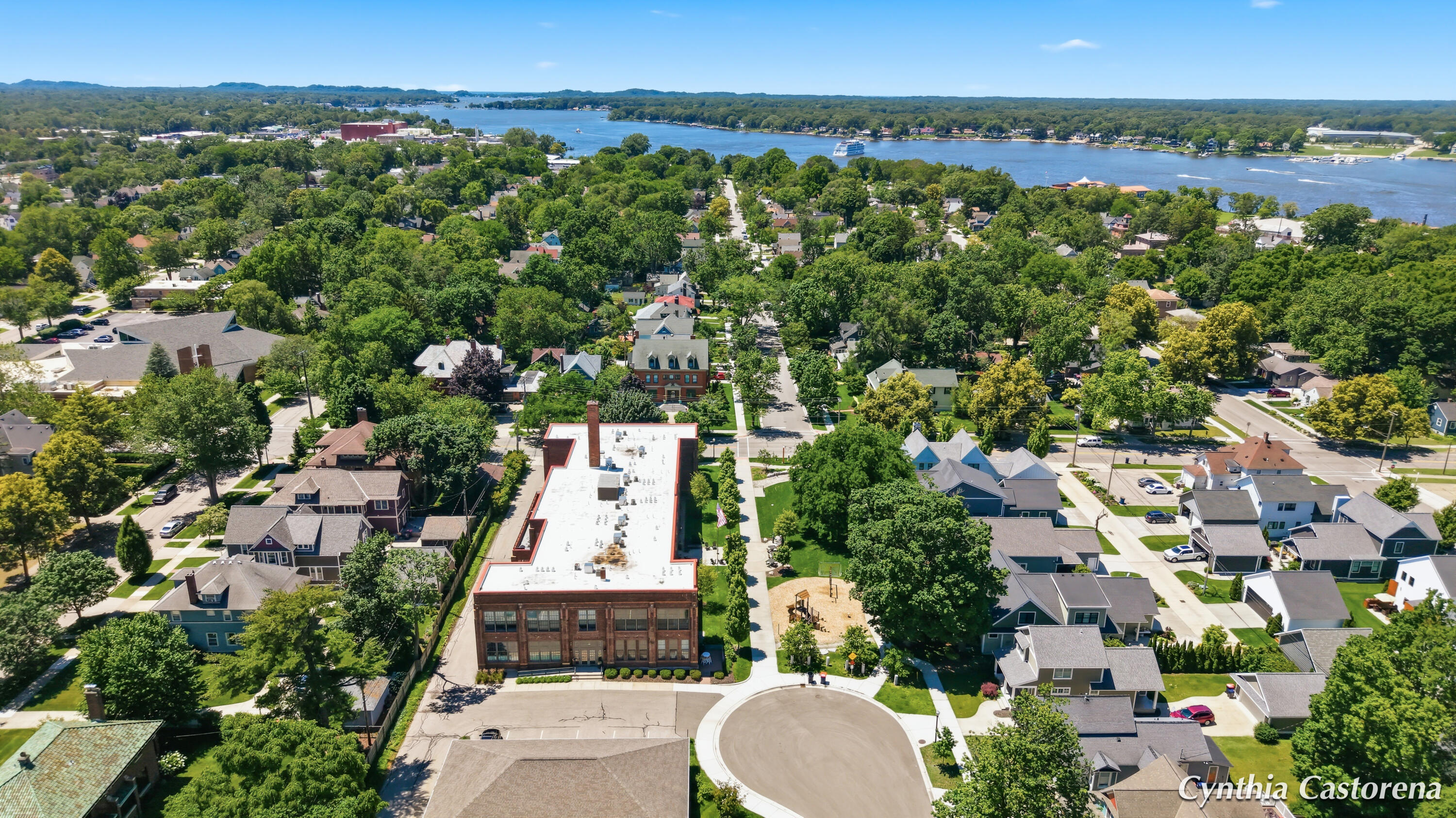 156 W 11th Street Holland MI 49423