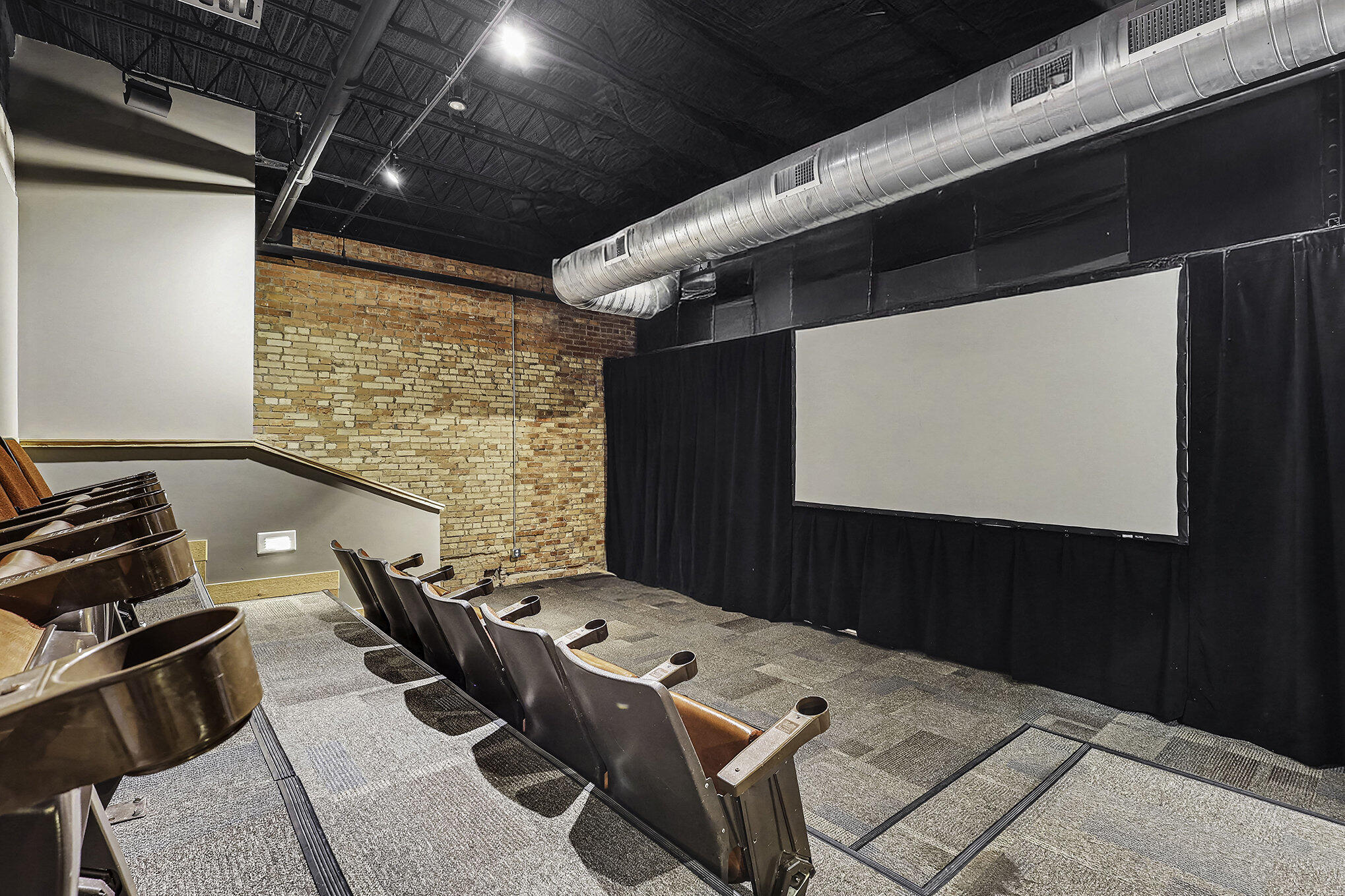 460 Broadway Street South Haven MI 49090