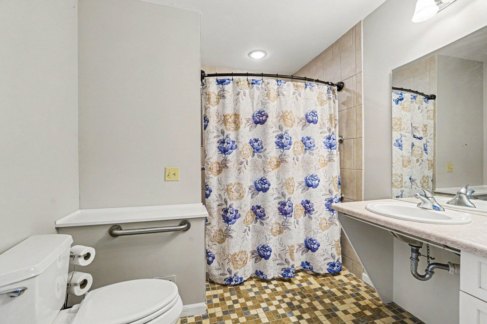 3750 Cedaridge Road Kalamazoo MI 49008