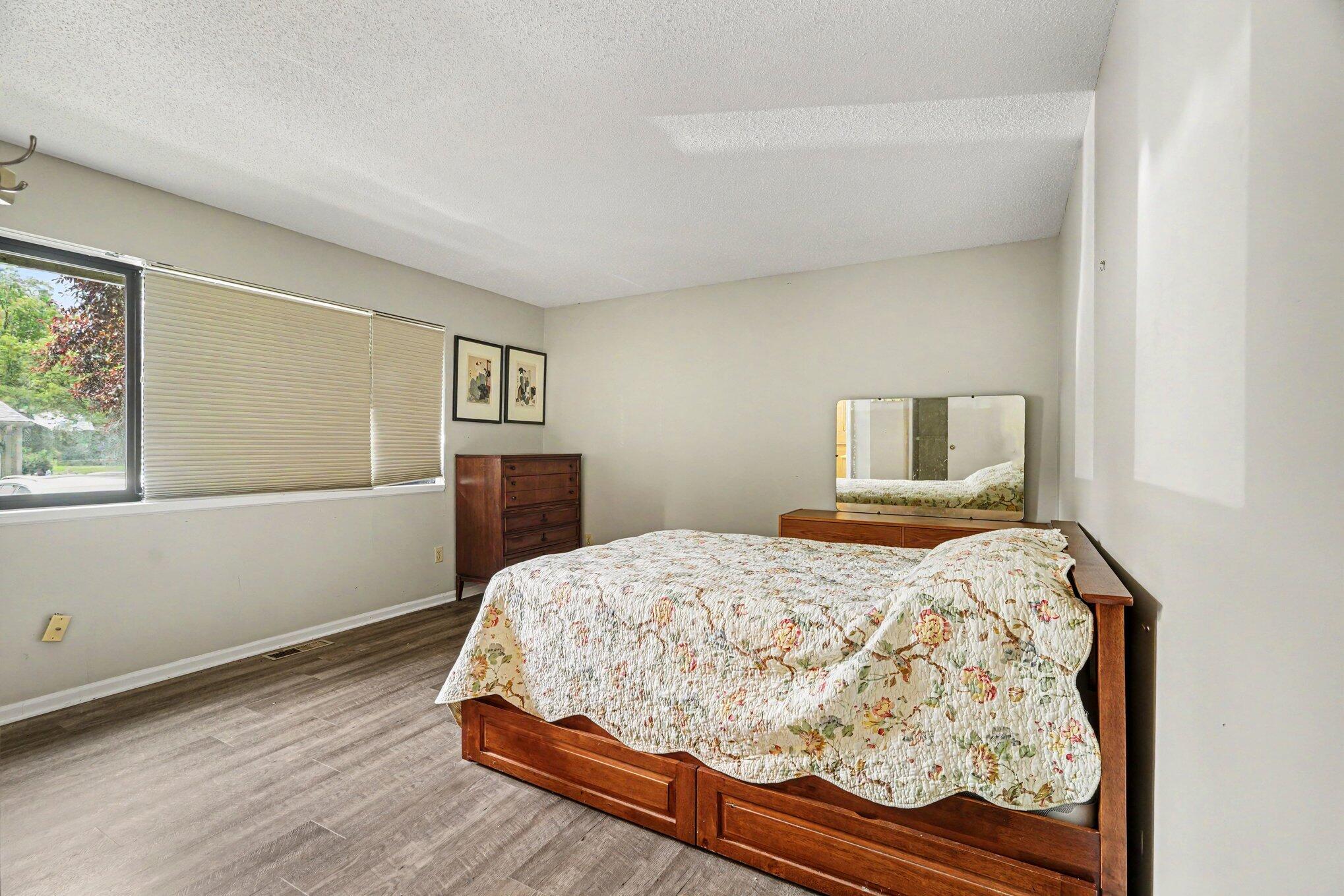 3750 Cedaridge Road Kalamazoo MI 49008