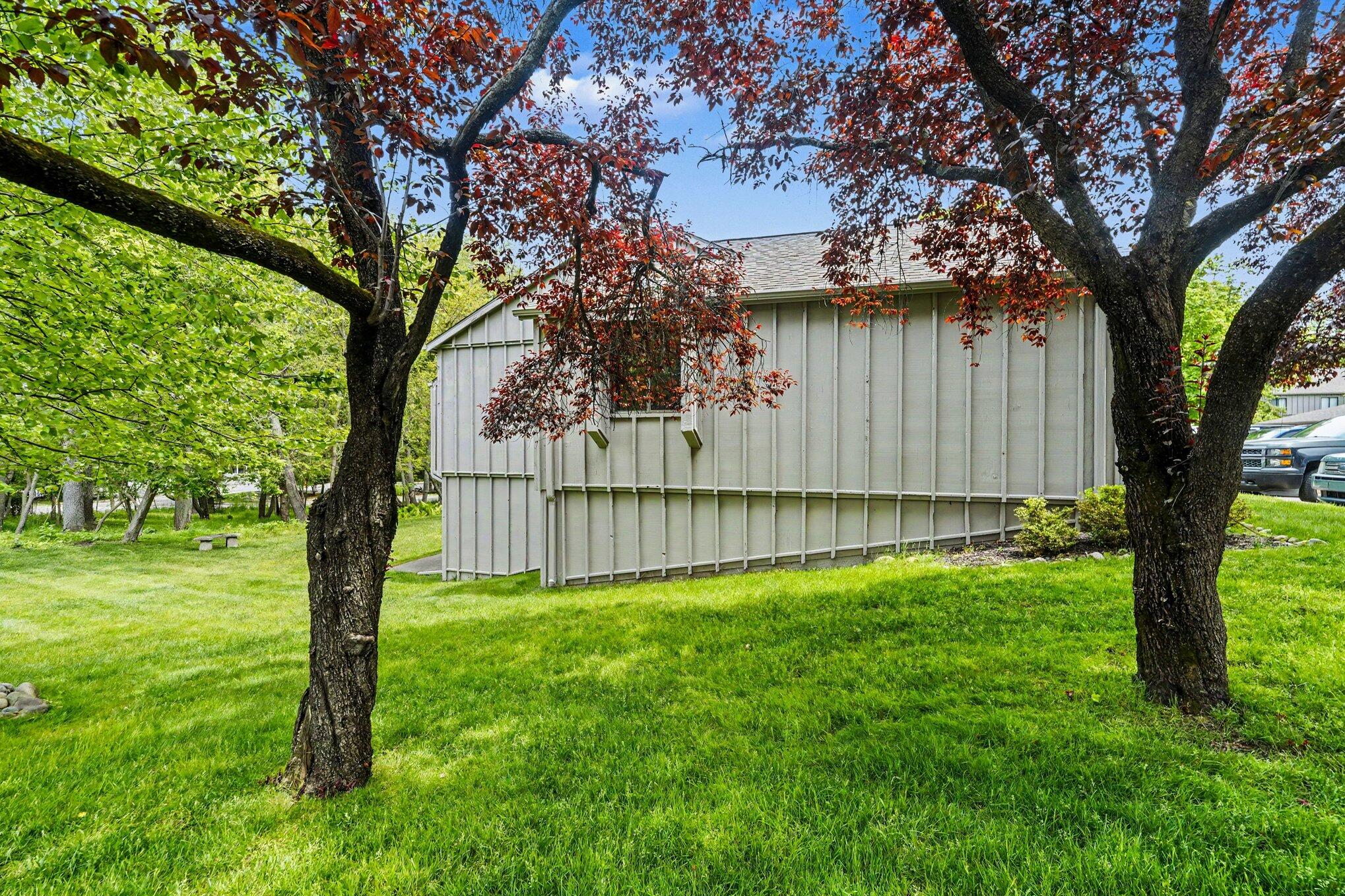 3750 Cedaridge Road Kalamazoo MI 49008
