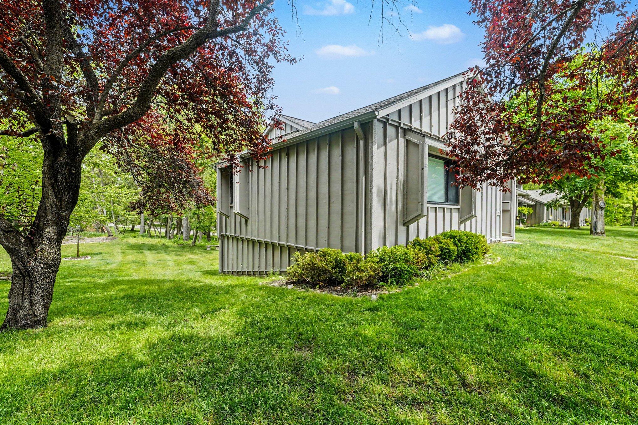 3750 Cedaridge Road Kalamazoo MI 49008