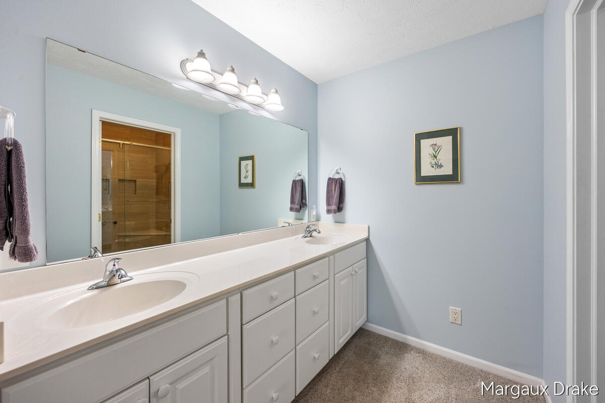 1918 Dunlin Court NE Grand Rapids MI 49505