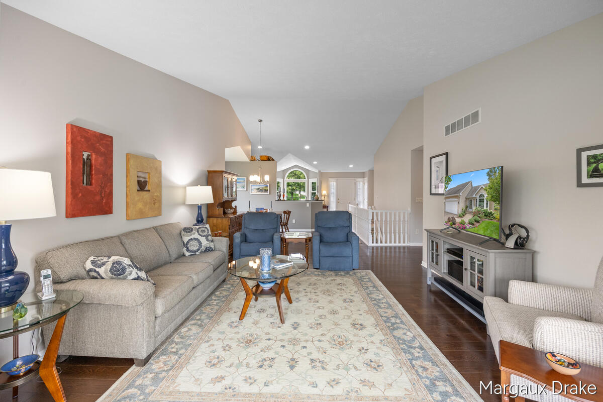 1918 Dunlin Court NE Grand Rapids MI 49505