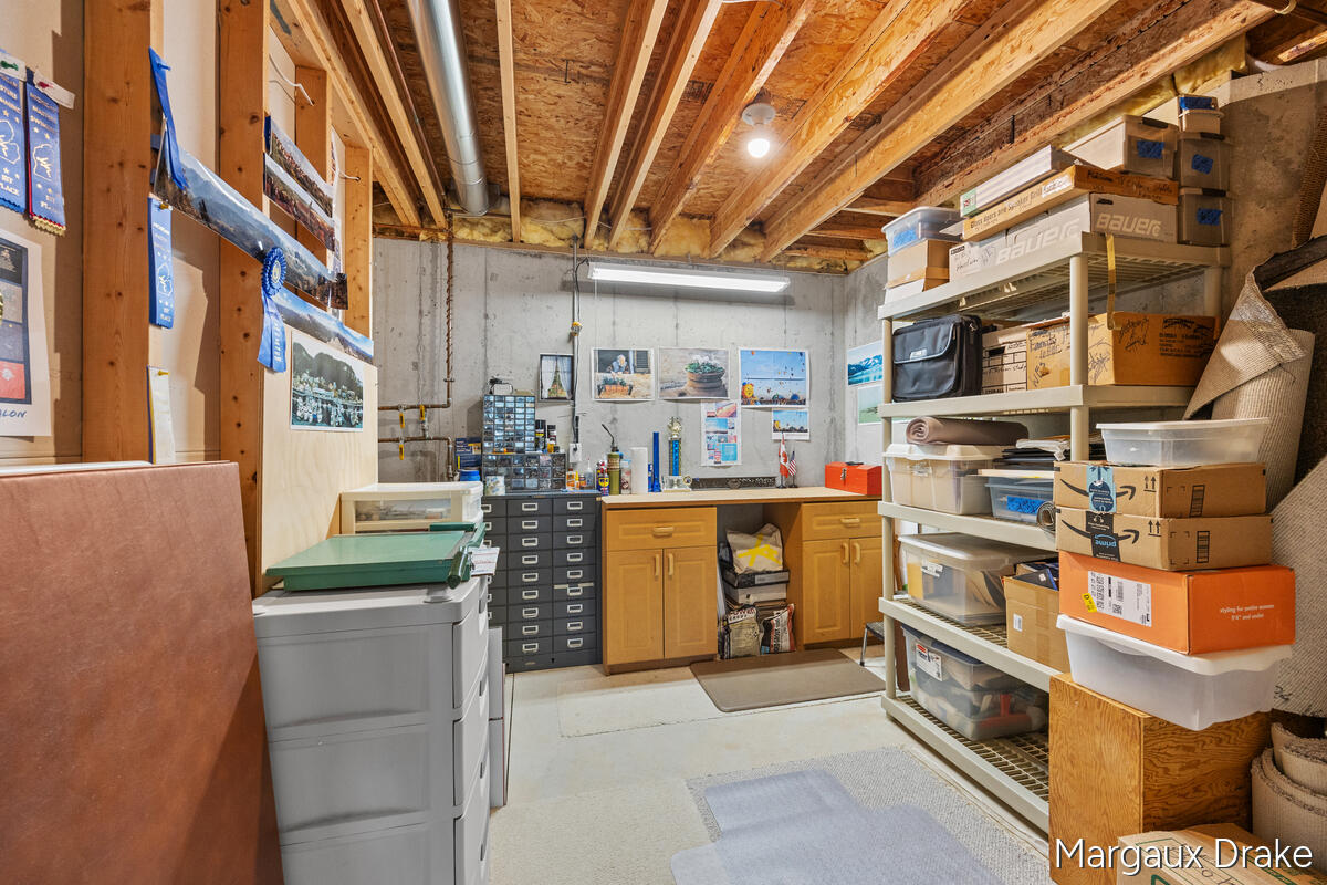 1918 Dunlin Court NE Grand Rapids MI 49505