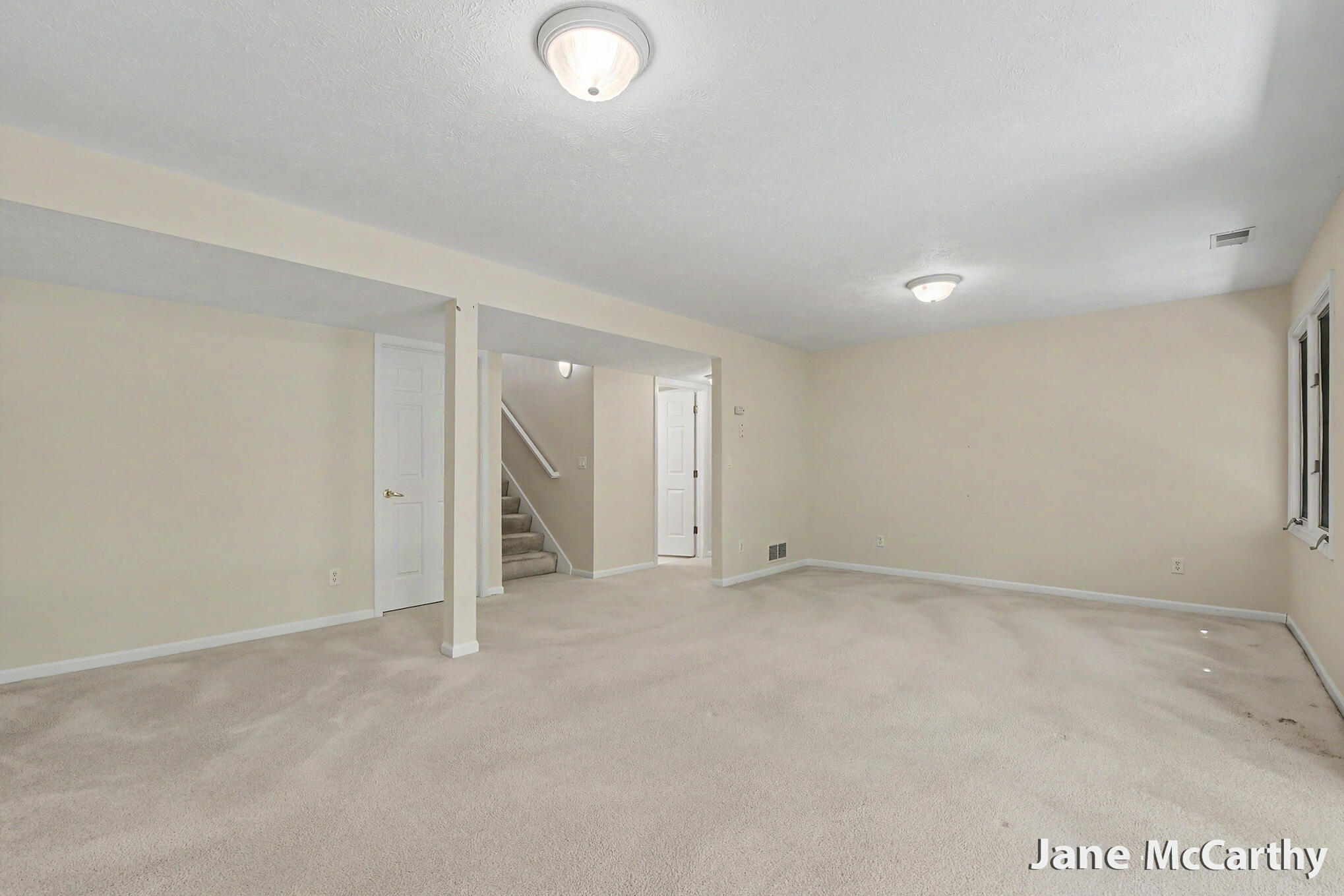 2338 Whimbrel Court NE Grand Rapids MI 49505