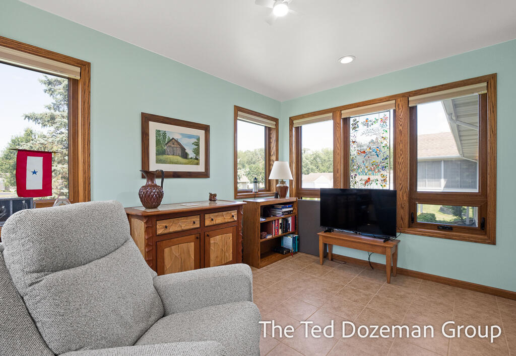 854 Claremont Court Holland MI 49423