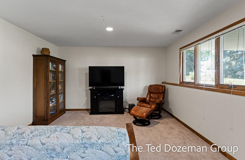 854 Claremont Court Holland MI 49423