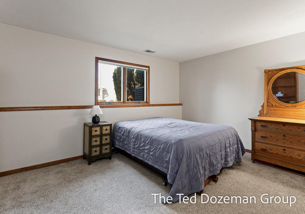 854 Claremont Court Holland MI 49423