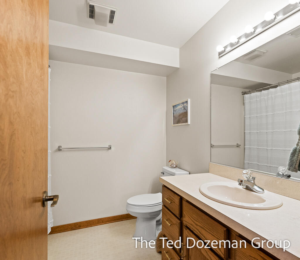 854 Claremont Court Holland MI 49423