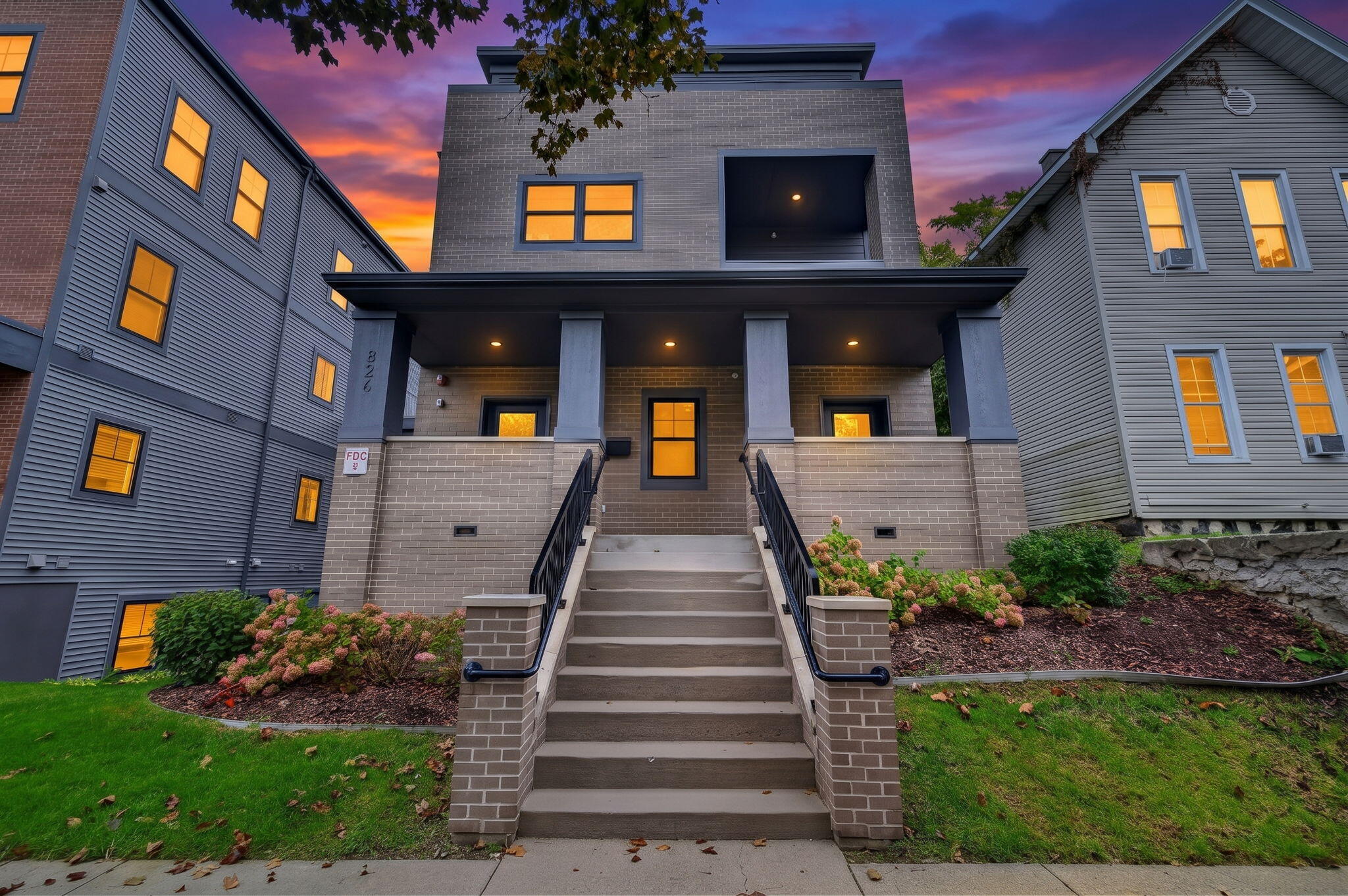 826 Fairview Avenue NE Grand Rapids MI 49503