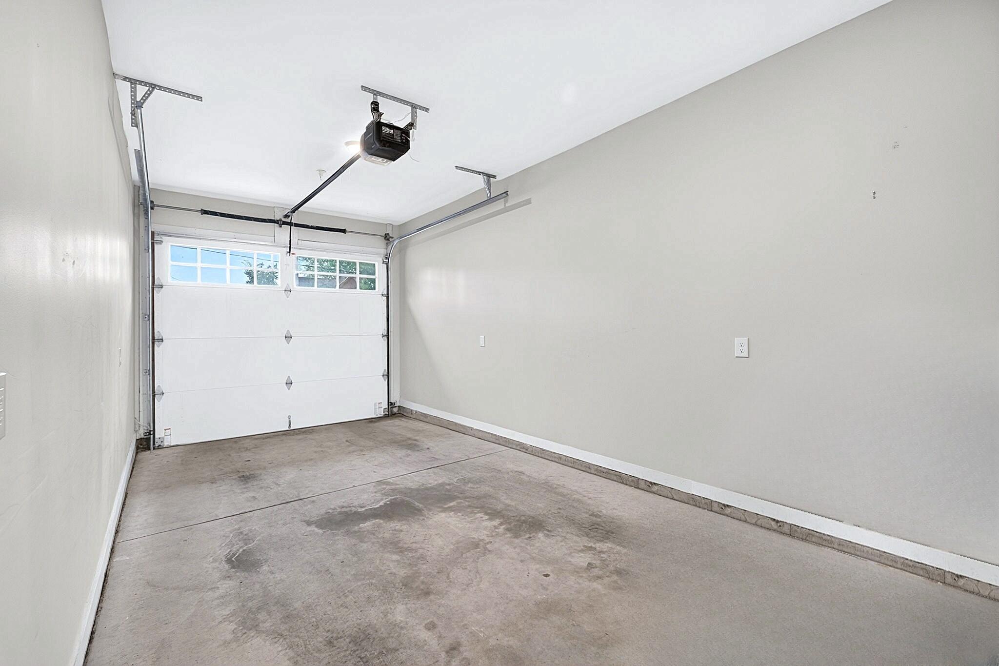 826 Fairview Avenue NE Grand Rapids MI 49503