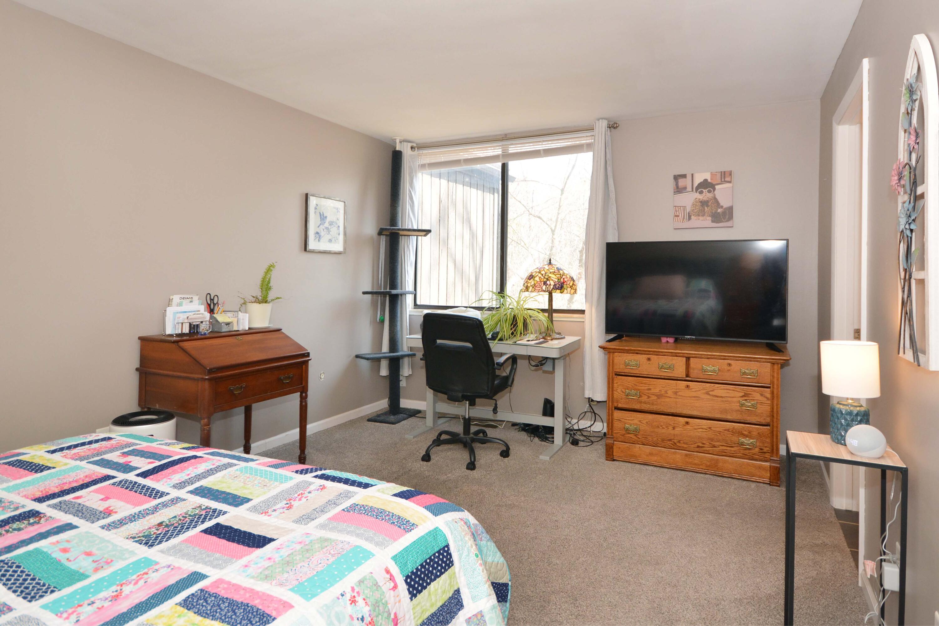 230 Falkirk Court Kalamazoo MI 49006