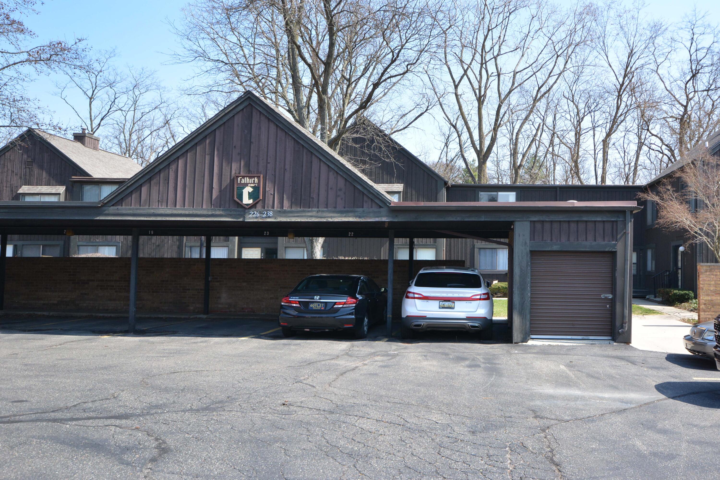230 Falkirk Court Kalamazoo MI 49006