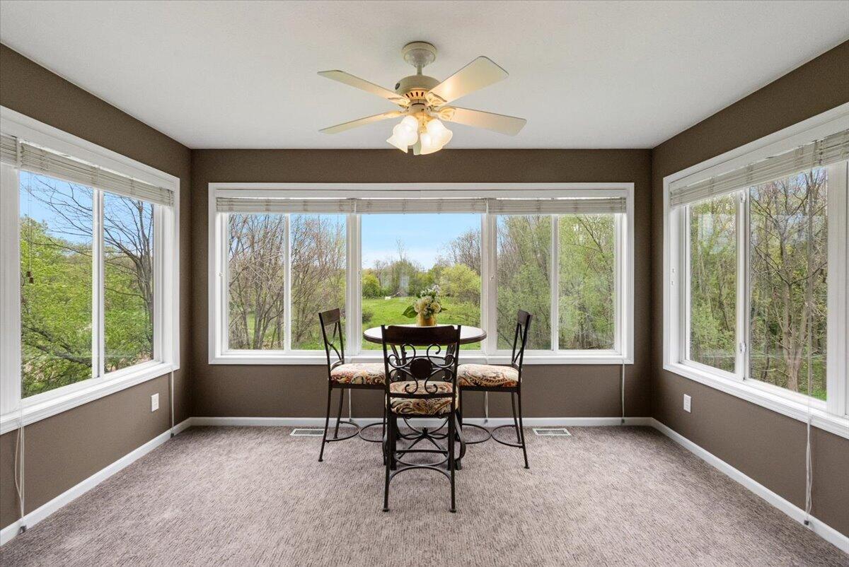2107 Blue Bell Way NW Grand Rapids MI 49504