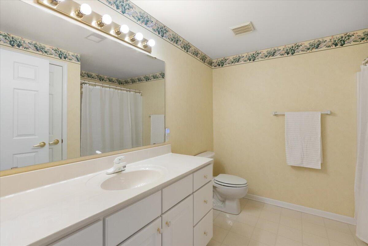2107 Blue Bell Way NW Grand Rapids MI 49504