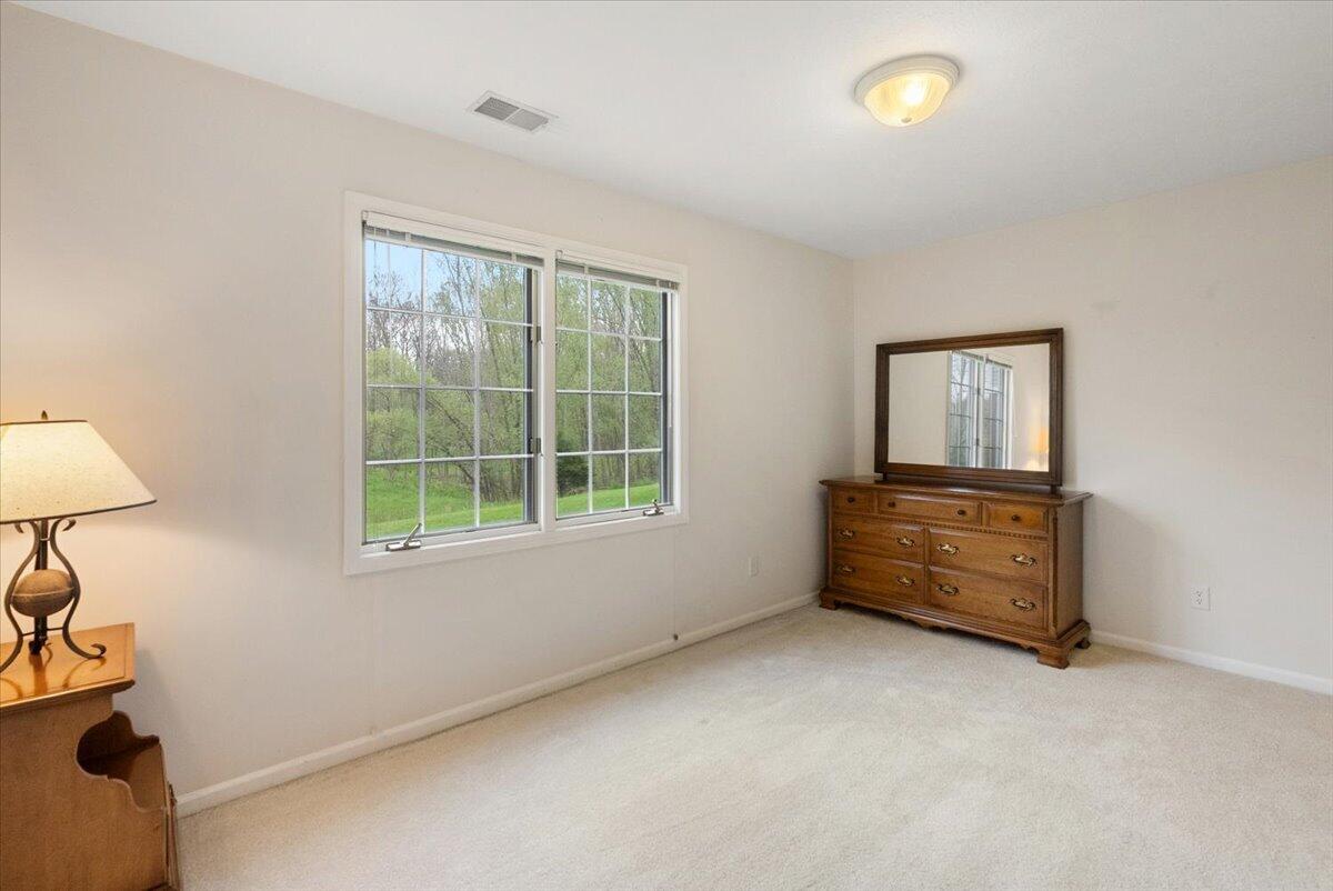 2107 Blue Bell Way NW Grand Rapids MI 49504