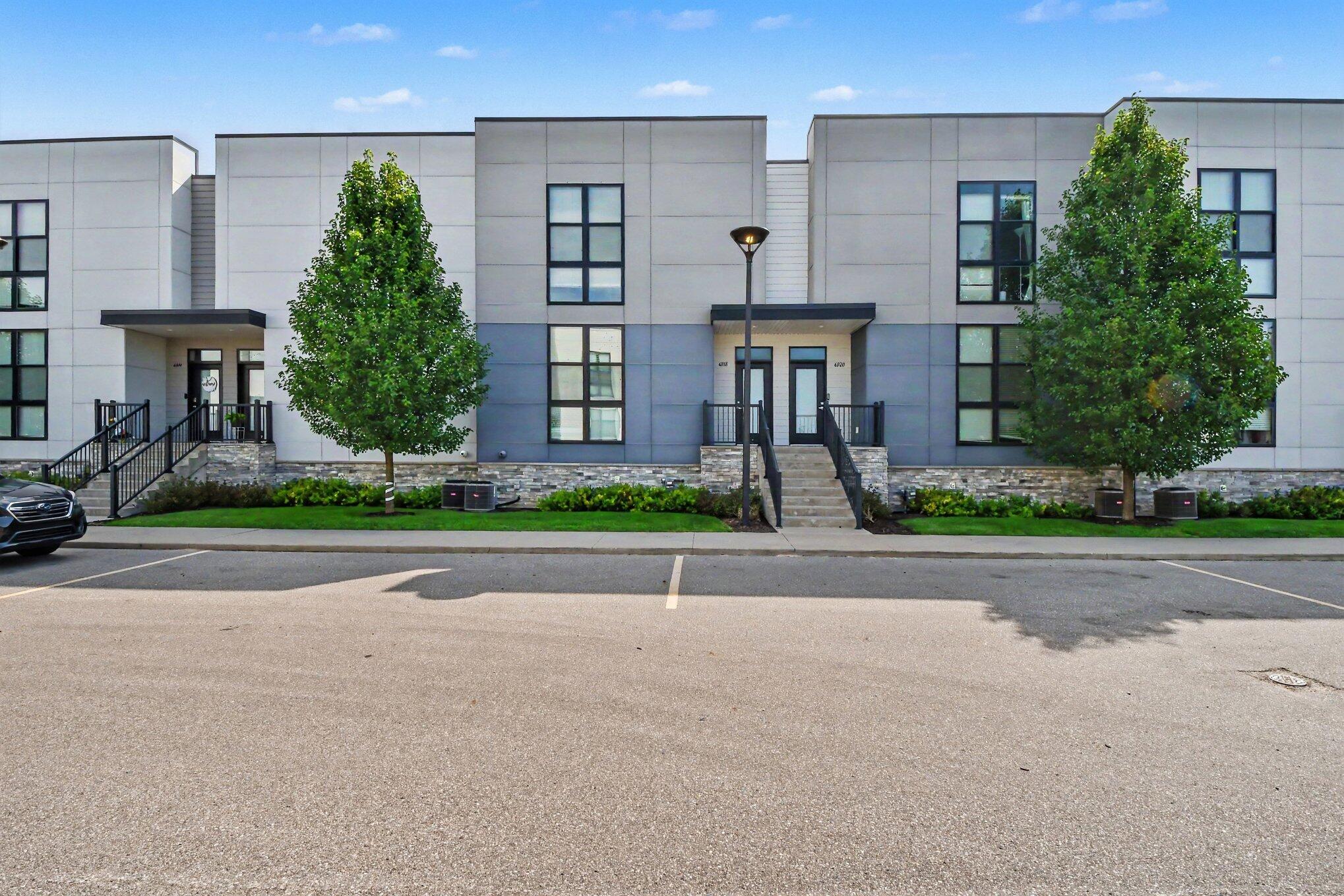 6018 Port View Drive SE Grand Rapids MI 49512