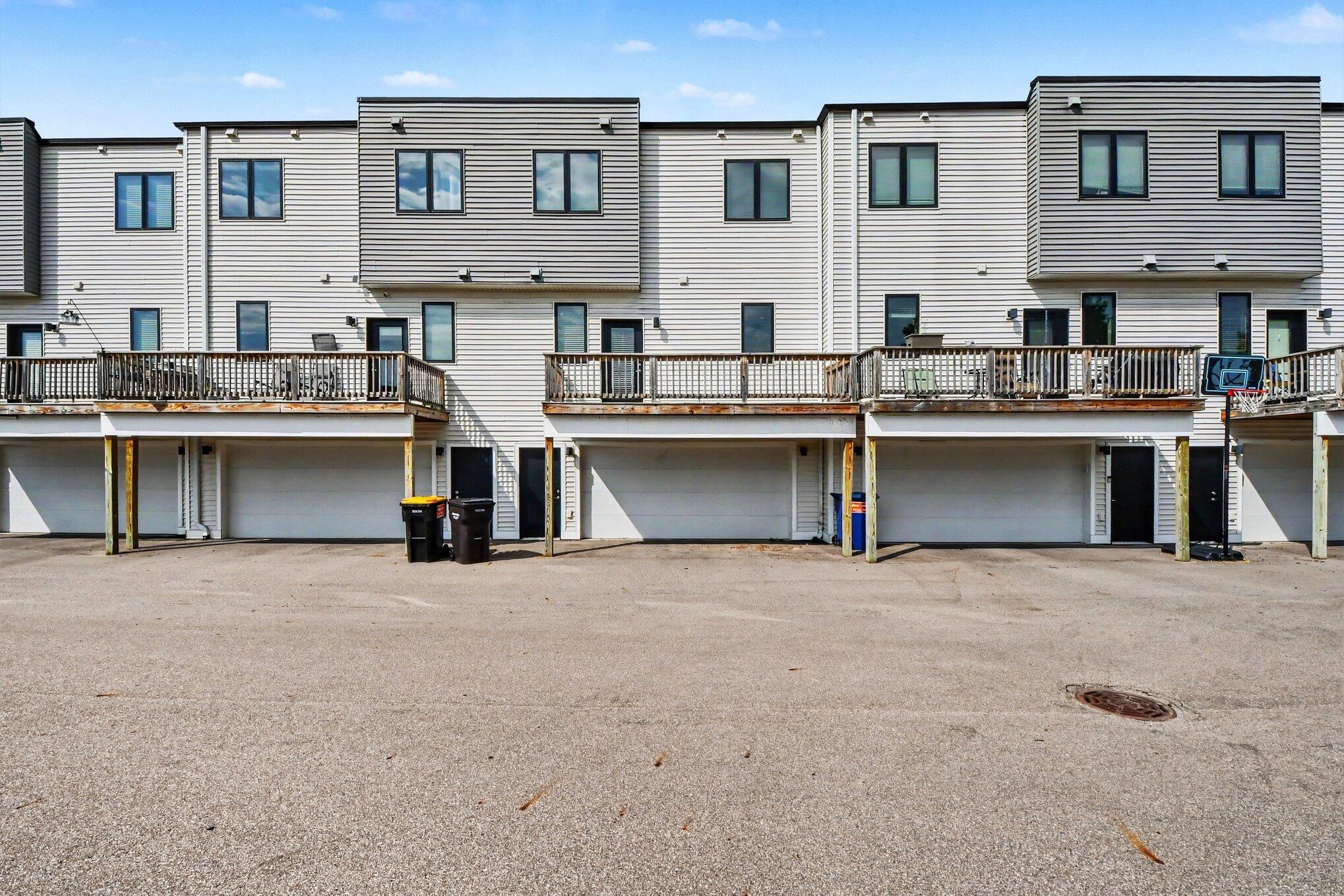 6018 Port View Drive SE Grand Rapids MI 49512