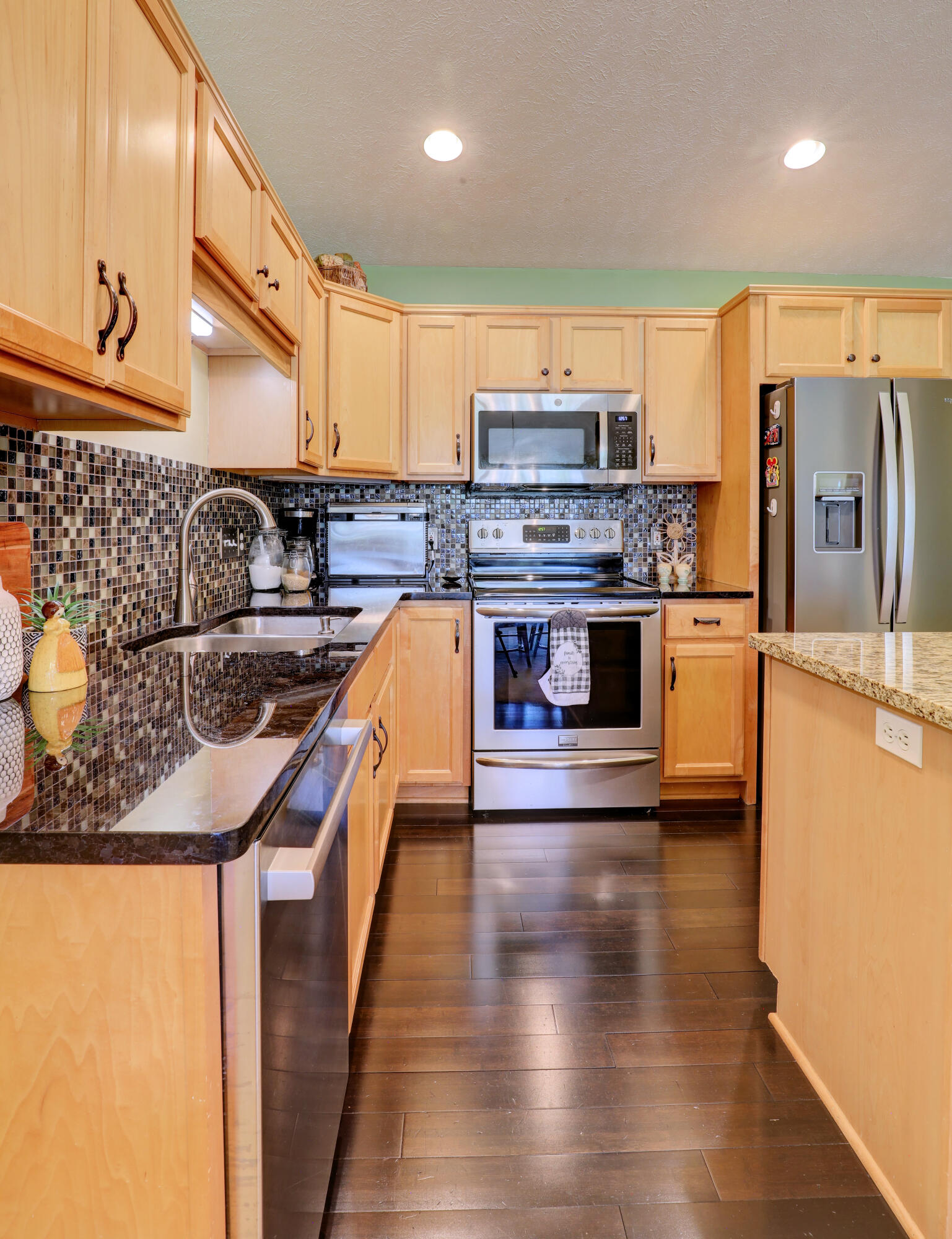 265 Interlaken Court Zeeland MI 49464