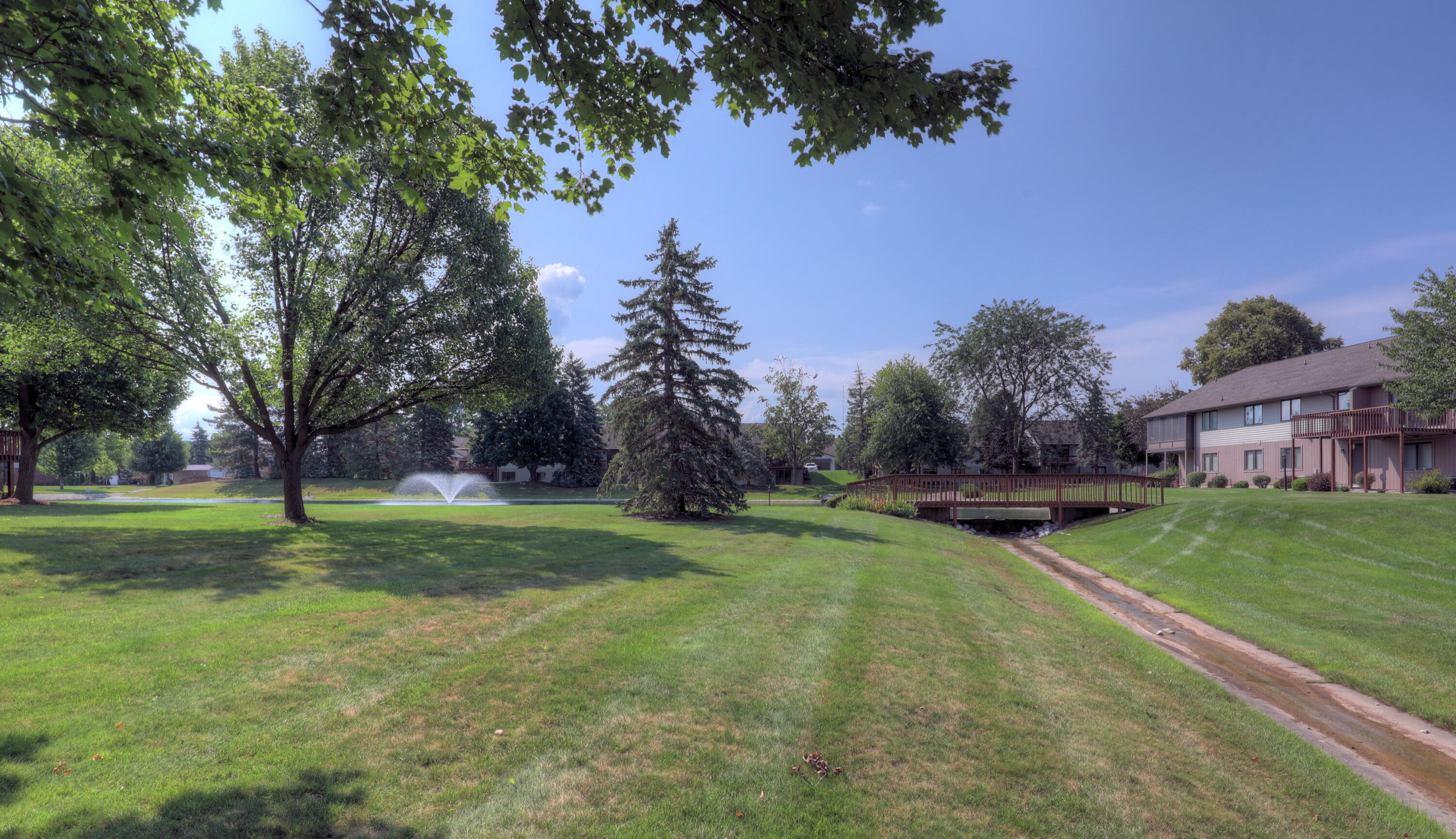 265 Interlaken Court Zeeland MI 49464