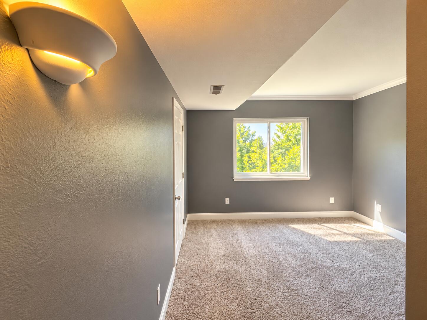 3386 Devonwood Hills NE Grand Rapids MI 49525