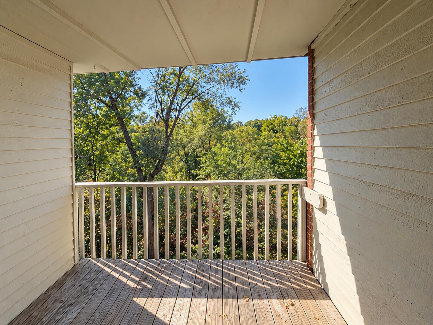 3386 Devonwood Hills NE Grand Rapids MI 49525