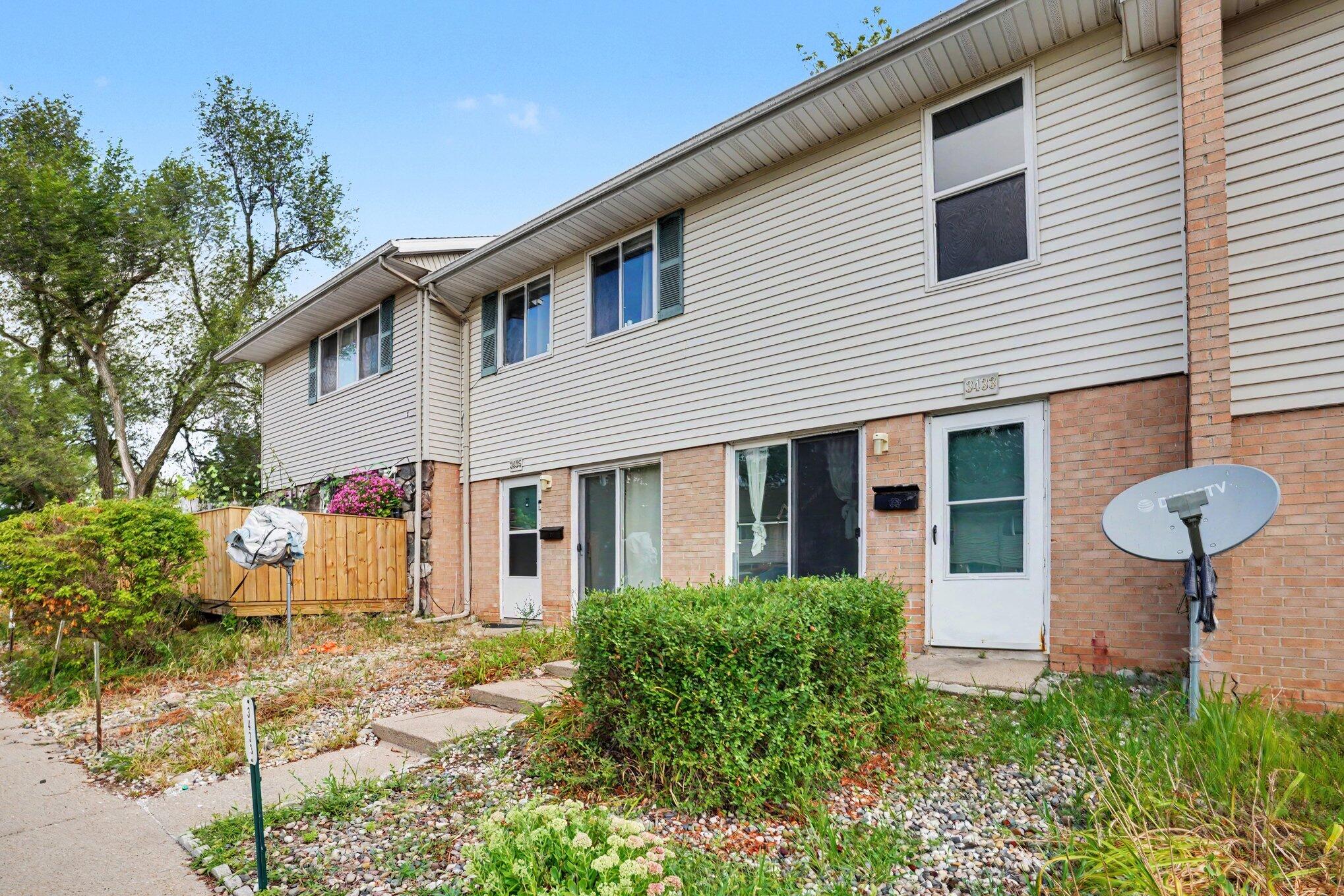 3433 Kenbrooke Court Kalamazoo MI 49006