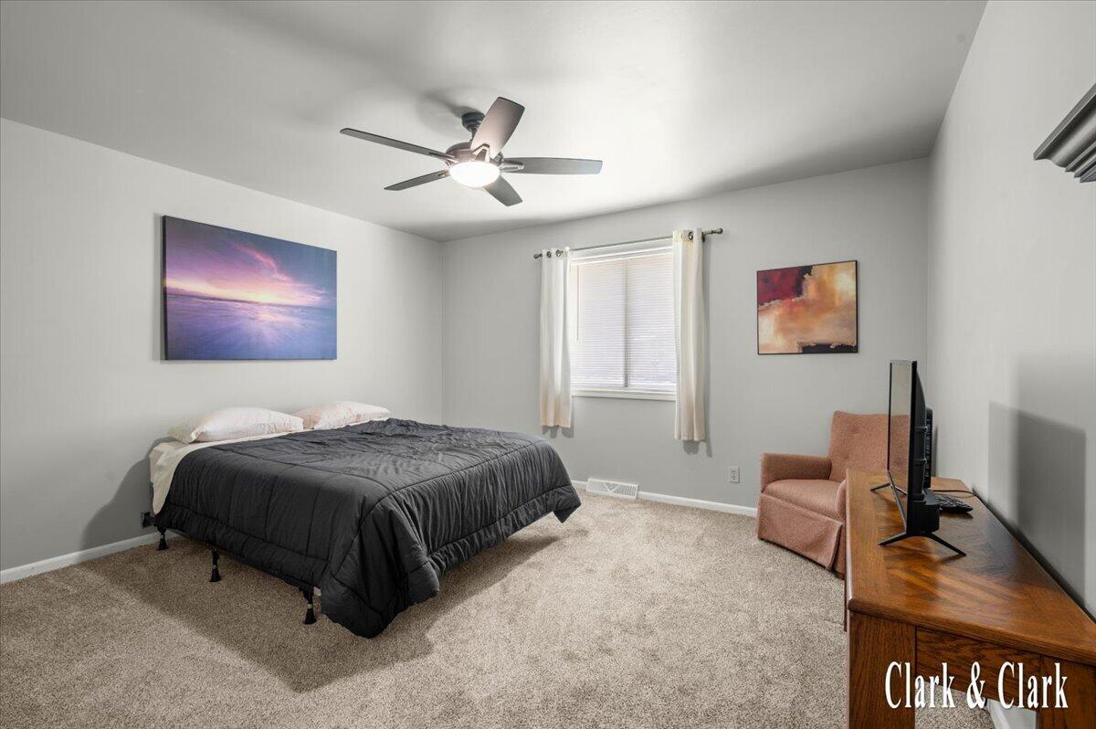 5777 Leisure S Drive SE Grand Rapids MI 49548