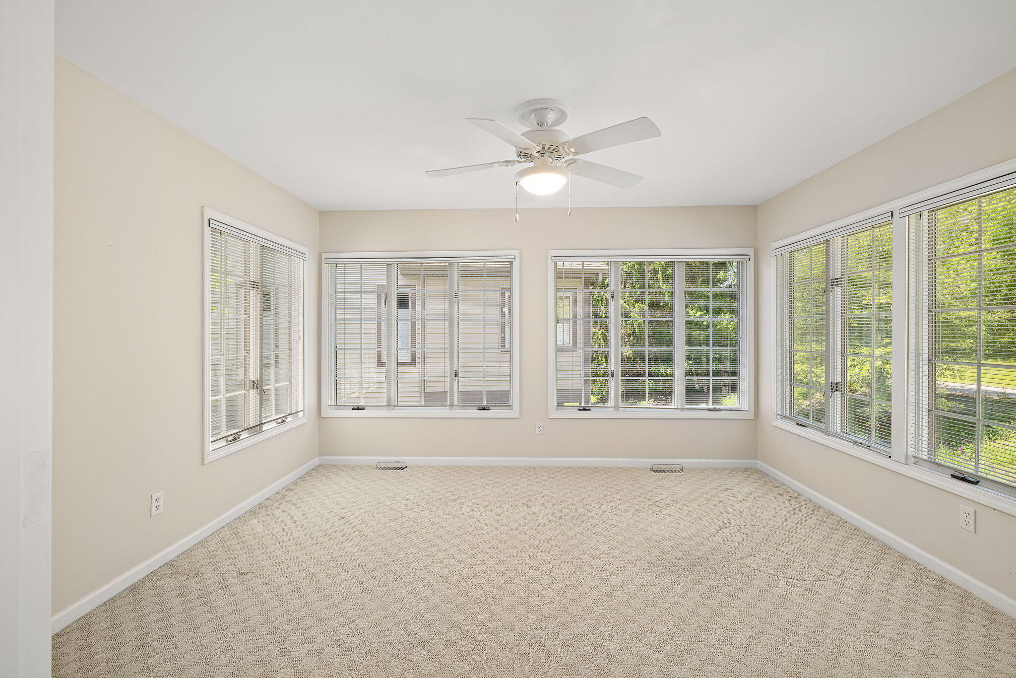1925 Hidden Oak Court SE Grand Rapids MI 49546