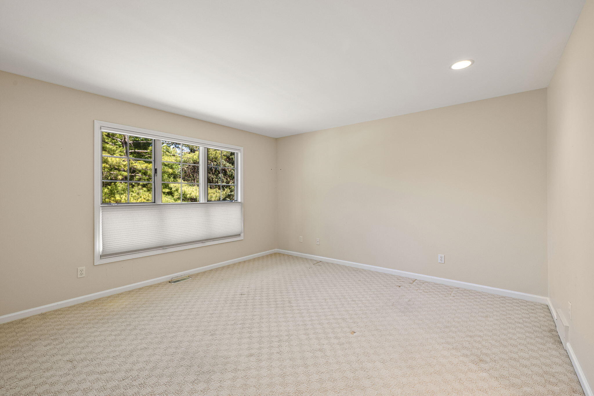 1925 Hidden Oak Court SE Grand Rapids MI 49546