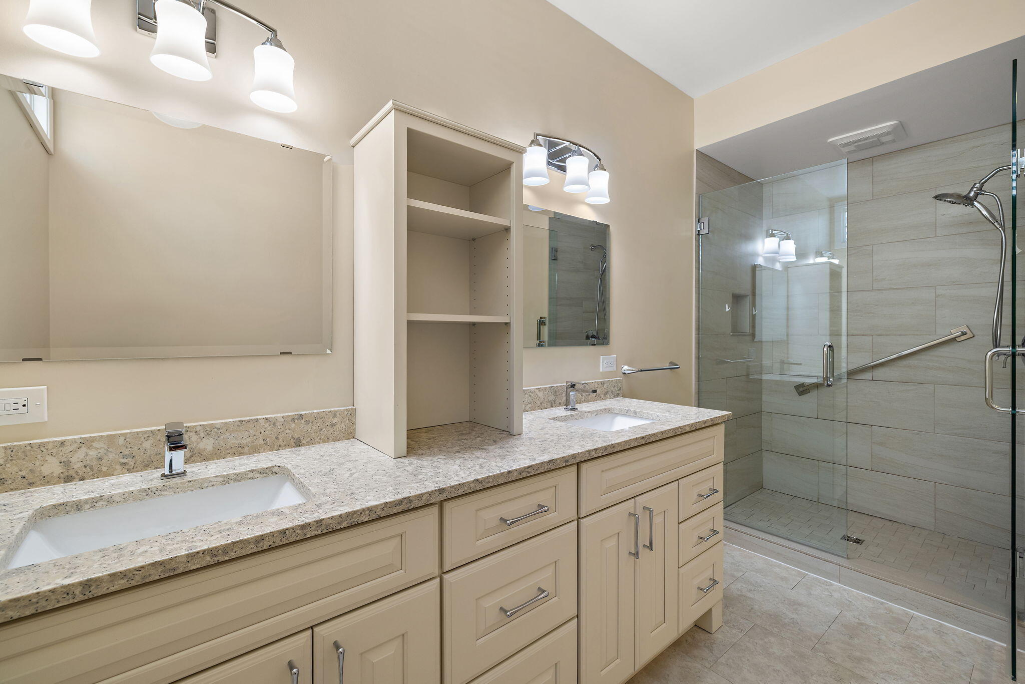 1925 Hidden Oak Court SE Grand Rapids MI 49546