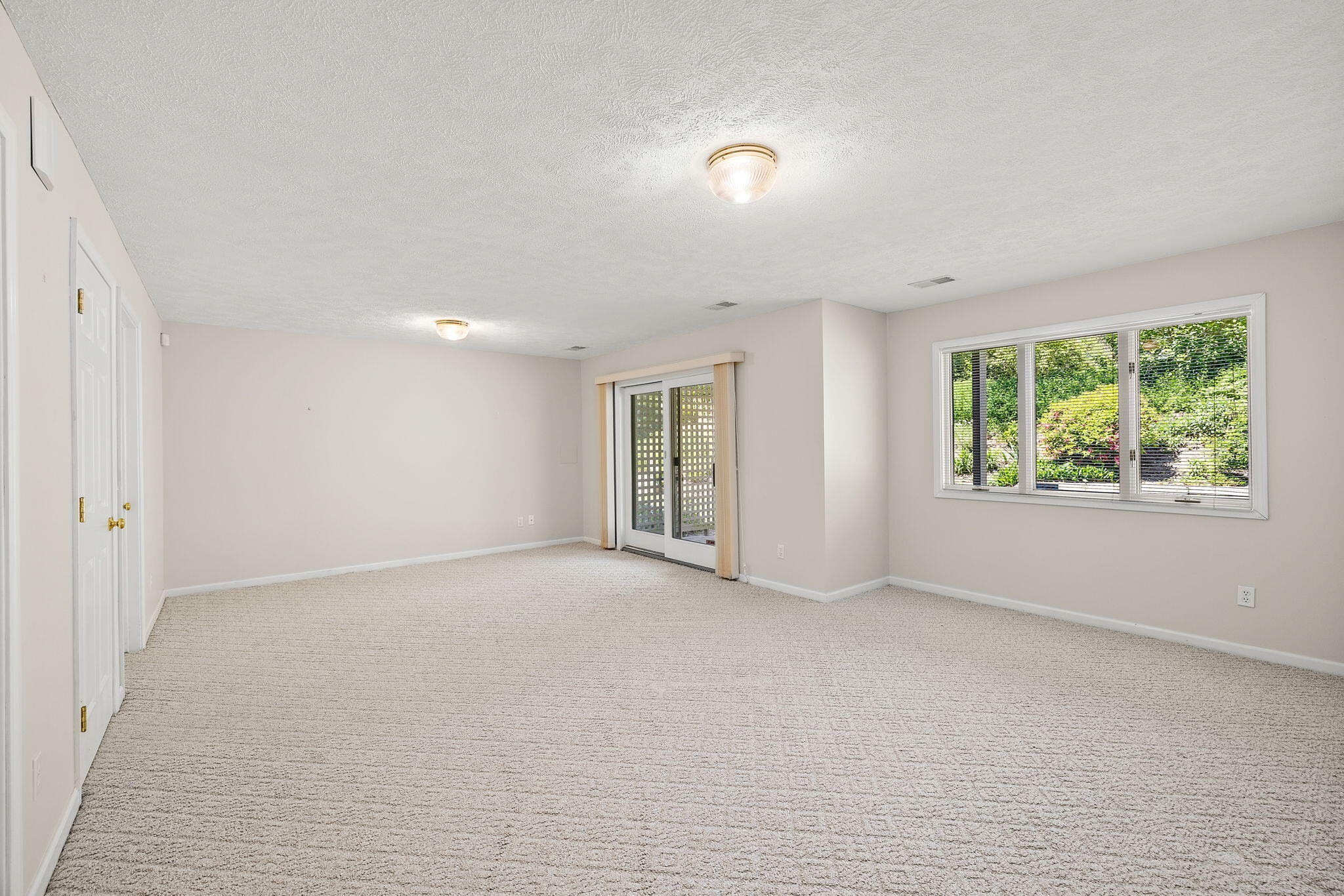 1925 Hidden Oak Court SE Grand Rapids MI 49546
