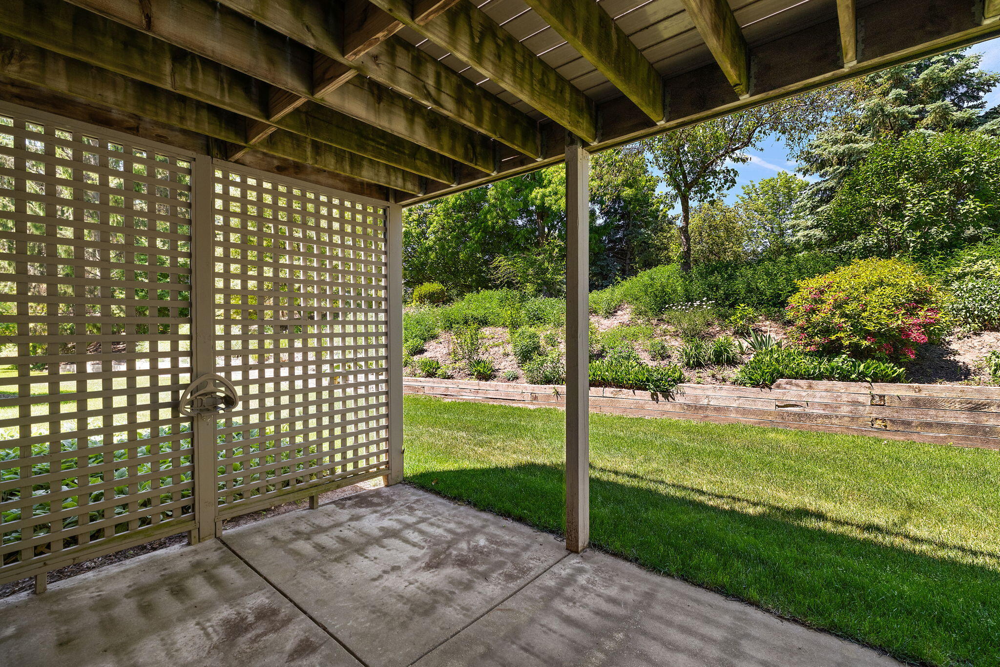 1925 Hidden Oak Court SE Grand Rapids MI 49546