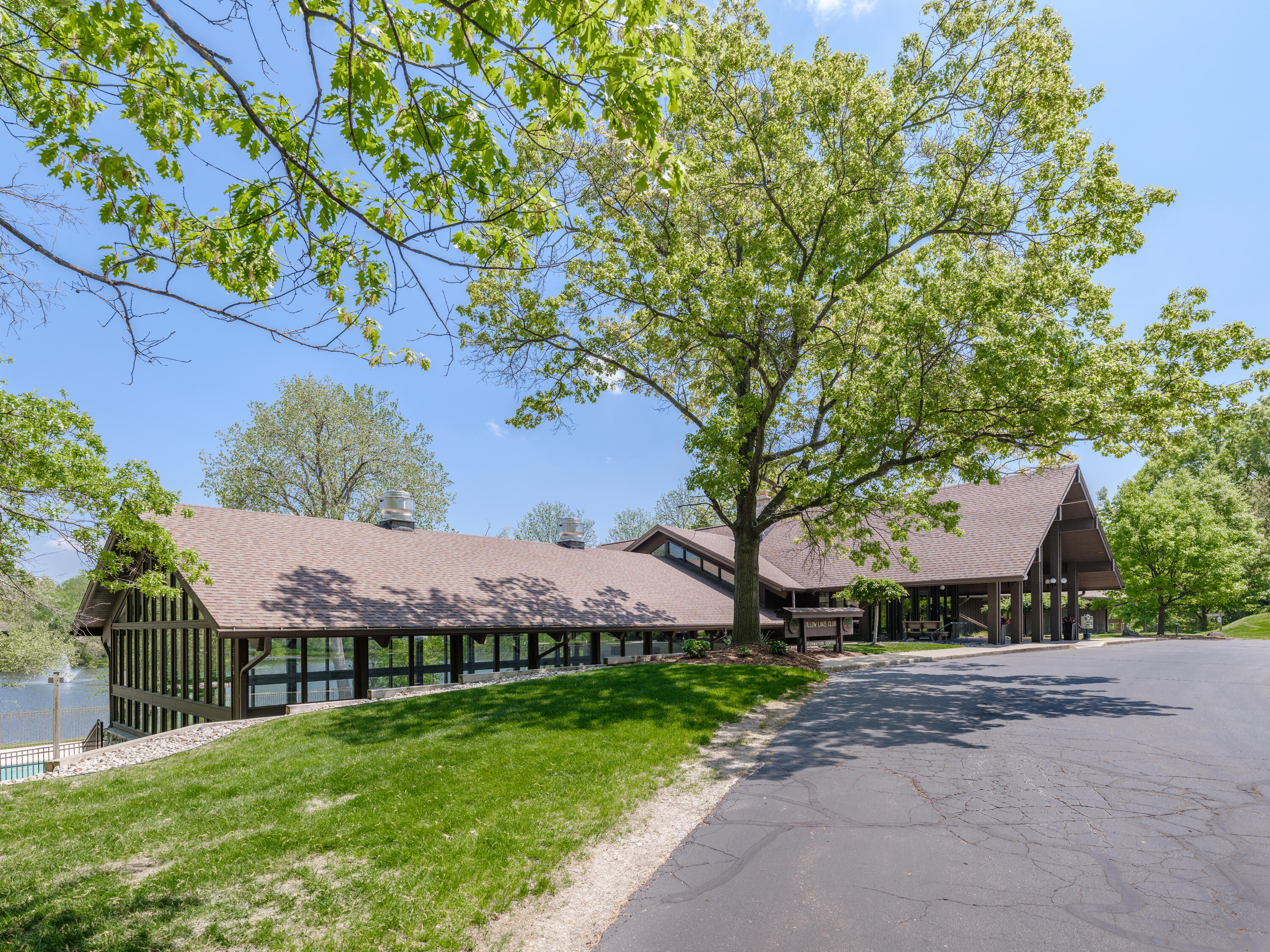 4040 Greenleaf Circle Kalamazoo MI 49008