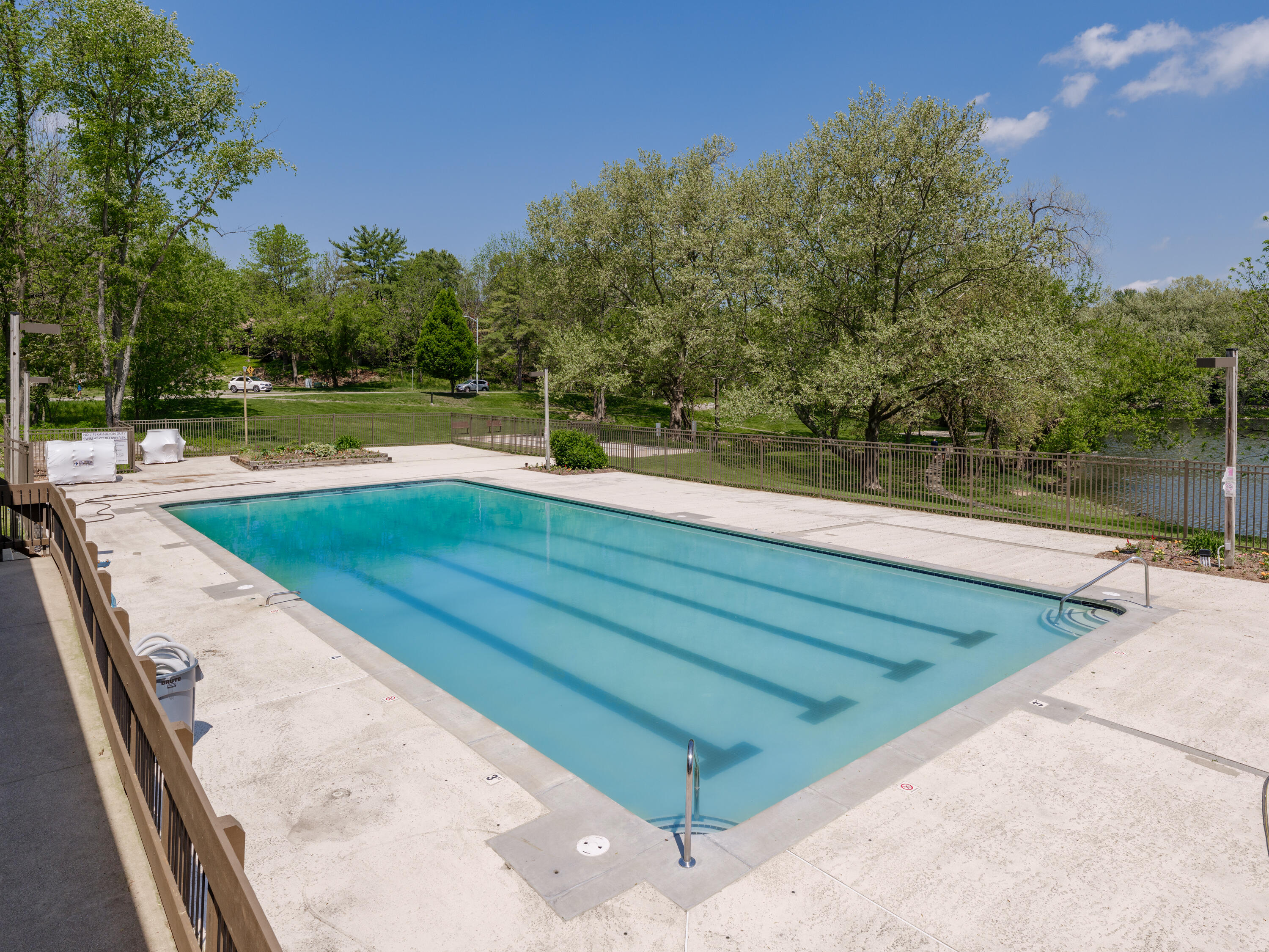 4040 Greenleaf Circle Kalamazoo MI 49008