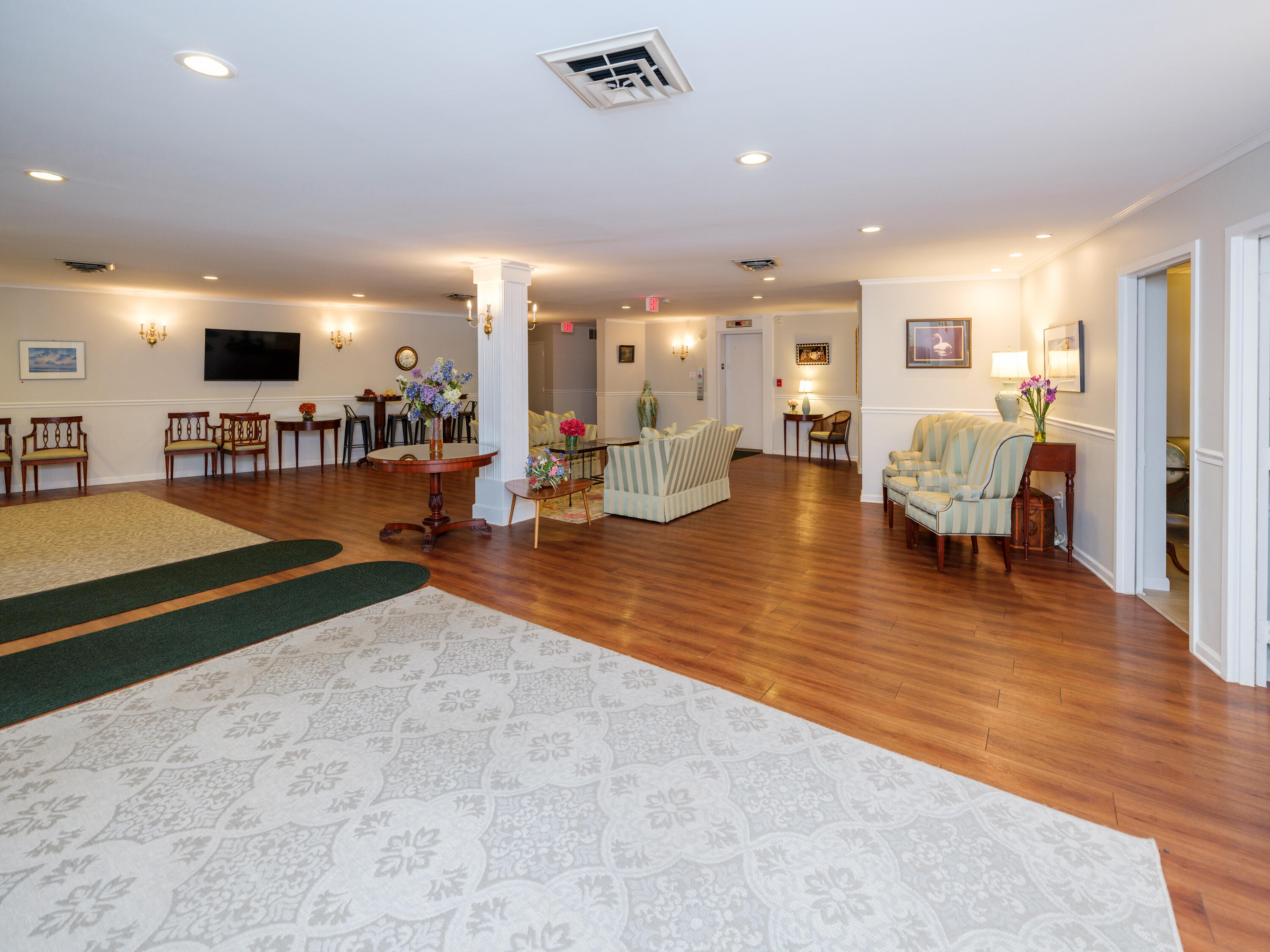 4040 Greenleaf Circle Kalamazoo MI 49008
