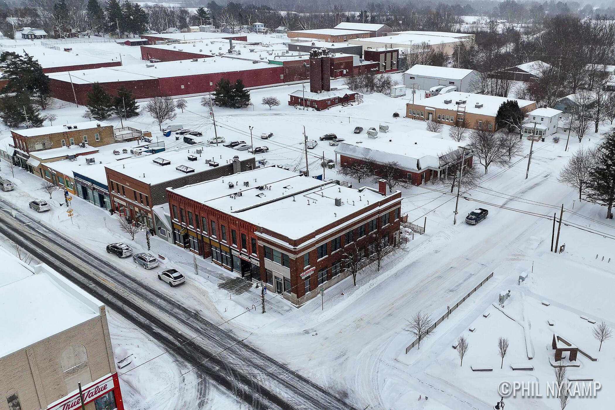 106 E Main Street Fennville MI 49408