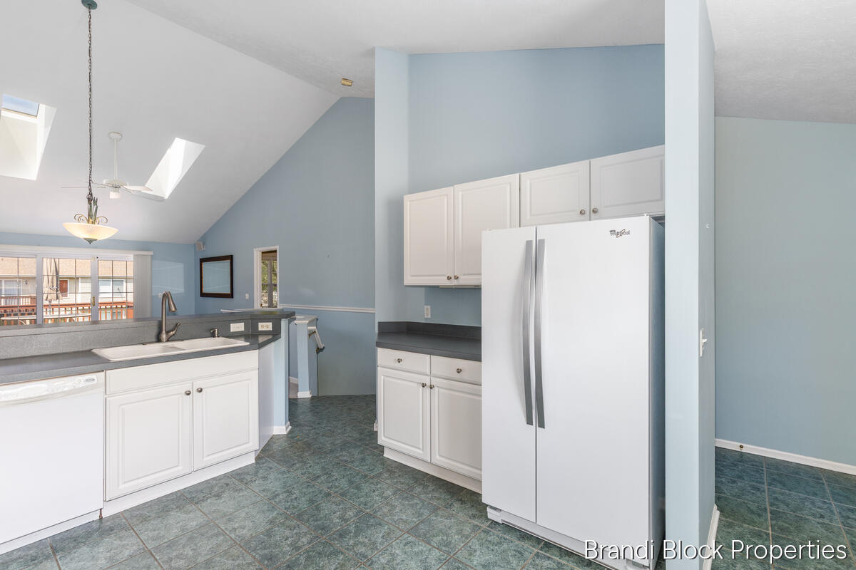 59 Pond Ridge Drive NE Grand Rapids MI 49546