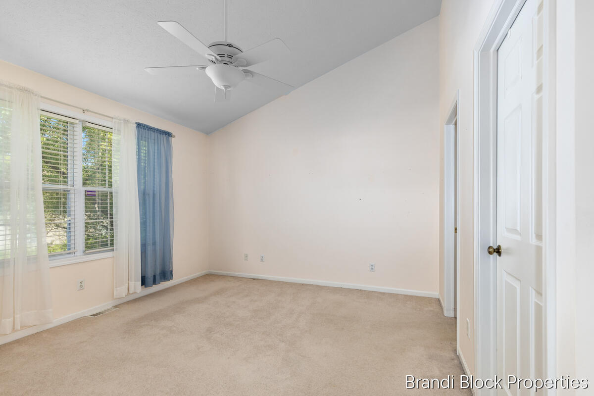 59 Pond Ridge Drive NE Grand Rapids MI 49546