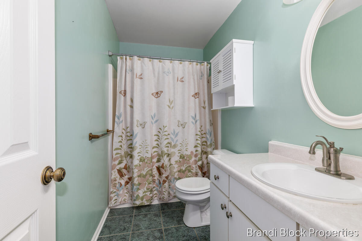 59 Pond Ridge Drive NE Grand Rapids MI 49546
