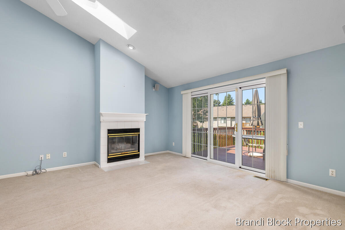59 Pond Ridge Drive NE Grand Rapids MI 49546